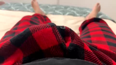 Snapshot of hazzhec chatting on November 22, 3:27 am HazzHec online show from November 22, 3:27 am