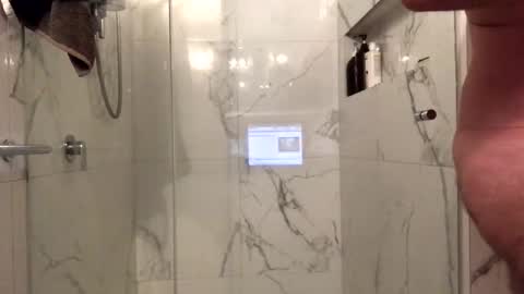 h babe online show from October 19, 6:30 pm