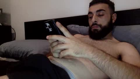 Snapshot of hbabian chatting on November 11, 7:52 am hbabian online show from November 11, 7:52 am