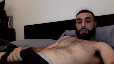 Snapshot of hbabian chatting on January 8, 10:06 am hbabian online show from January 8, 10:06 am