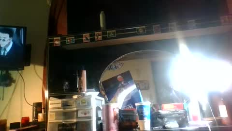 Snapshot of hbdj2164 chatting on February 24, 3:37 am hbdj2164 online show from February 24, 3:37 am