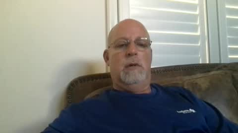 Snapshot of hdeuce22 chatting on November 18, 8:02 pm Hdeuce22 online show from November 18, 8:02 pm