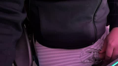 Snapshot of hdu94120 chatting on December 12, 2:33 pm hdu94120 online show from December 12, 2:33 pm