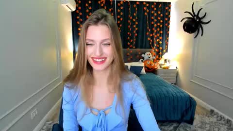 heartedlove_1 online show from October 19, 11:55 am