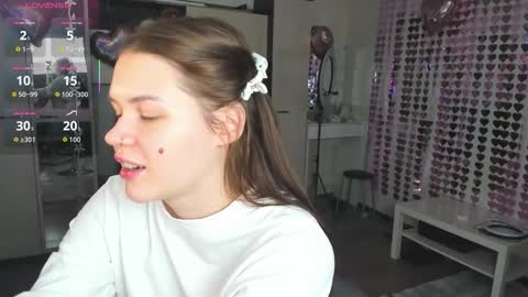 Heather online show from February 10, 4:49 am