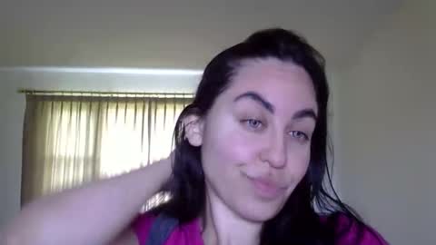 heatwavee online show from November 22, 5:45 pm