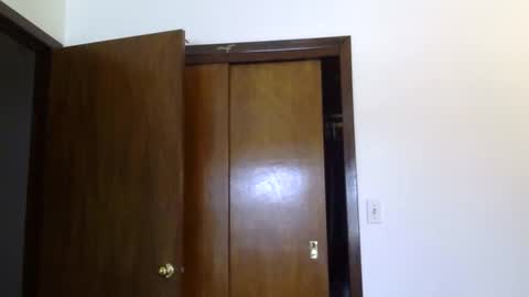 heatwavee online show from December 15, 3:05 pm