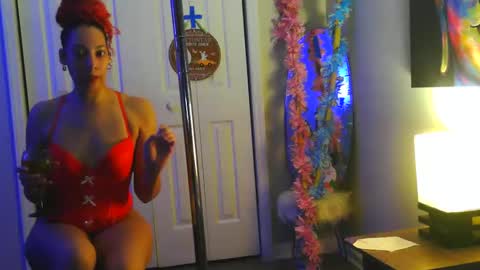 Snapshot of heavenllyy chatting on April 25, 3:42 am Heavenllyy online show from April 25, 3:42 am