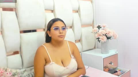 heavenlybump online show from April 17, 7:06 pm