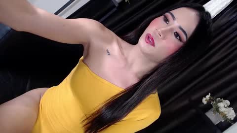 Snapshot of heavenlycum69_mickey chatting on December 13, 6:53 am Mickey online show from December 13, 6:53 am