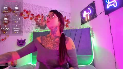 Hecate Queen online show from October 27, 12:20 pm