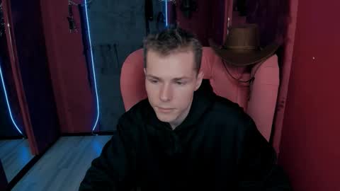 Snapshot of hector_spector chatting on November 4, 10:58 am Hector online show from November 4, 10:58 am