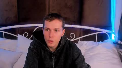 Snapshot of hector_spector chatting on November 20, 8:58 am Hector online show from November 20, 8:58 am