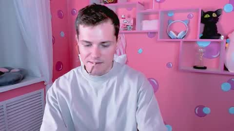 Snapshot of hector_spector chatting on November 26, 10:16 am Hector online show from November 26, 10:16 am