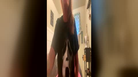 HeidiKinz online show from June 24, 3:49 am