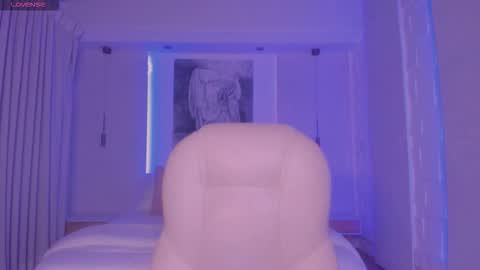 Snapshot of heidy_jhons chatting on October 18, 3:42 am Heidy online show from October 18, 3:42 am