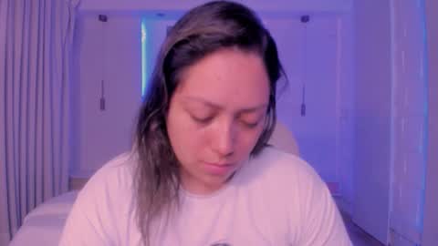 Snapshot of heidy_jhons chatting on October 19, 12:17 pm Heidy online show from October 19, 12:17 pm