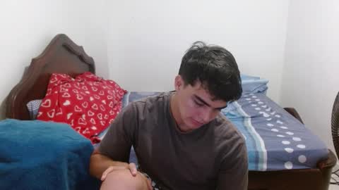 Snapshot of heiker__ chatting on February 25, 4:33 am heiker__ online show from February 25, 4:33 am