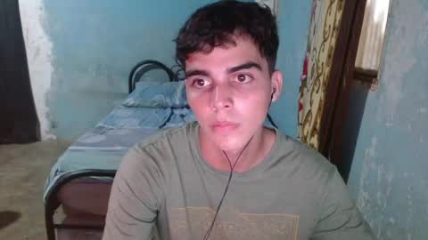 Snapshot of heiker__ chatting on May 31, 3:36 am heiker__ online show from May 31, 3:36 am