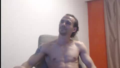 heilanubis online show from April 12, 9:20 pm