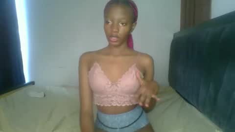 heilybunny online show from April 8, 11:43 am