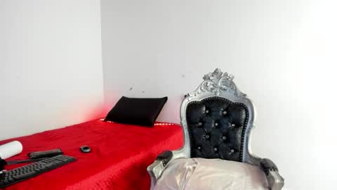 Snapshot of hela_wet chatting on November 13, 8:08 pm Hela Independent model online show from November 13, 8:08 pm