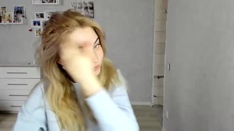 Helen sven online show from February 16, 1:18 pm