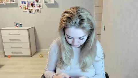 Helen sven online show from February 28, 6:31 pm