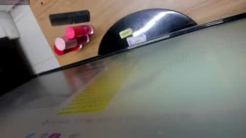 Snapshot of helen_russoo chatting on June 23, 6:50 pm Helen online show from June 23, 6:50 pm