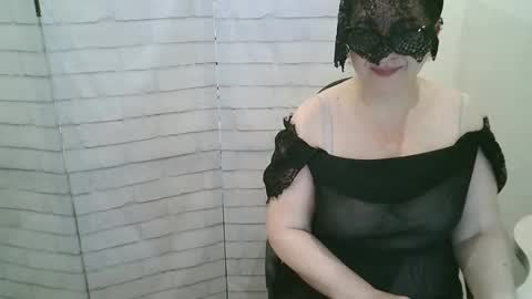 Helen online show from March 25, 2:23 pm