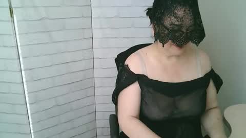 Helen online show from April 7, 6:03 am