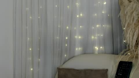 helen zen online show from April 9, 8:14 pm