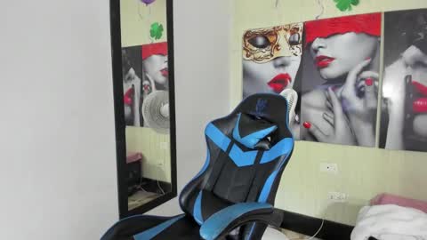 helena online show from September 8, 8:52 pm