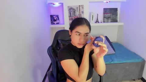 helena online show from September 20, 6:53 pm