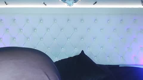 Snapshot of helenamorningstar chatting on December 24, 7:28 am helenamorningstar online show from December 24, 7:28 am