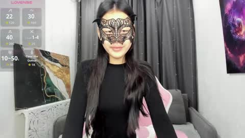 Snapshot of helenblazetrt chatting on May 5, 2:19 am Hi I am Helen online show from May 5, 2:19 am