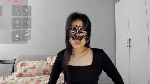 Snapshot of helenblazetrt chatting on May 25, 2:06 am Hi I am Helen online show from May 25, 2:06 am
