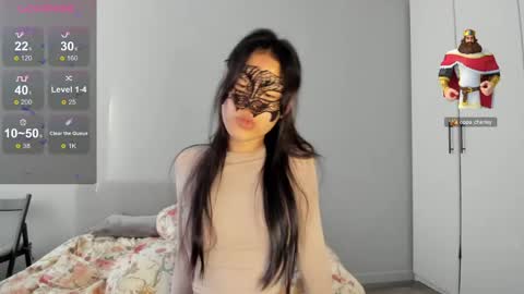 Snapshot of helenblazetrt chatting on June 6, 2:27 am Hi I am Helen online show from June 6, 2:27 am