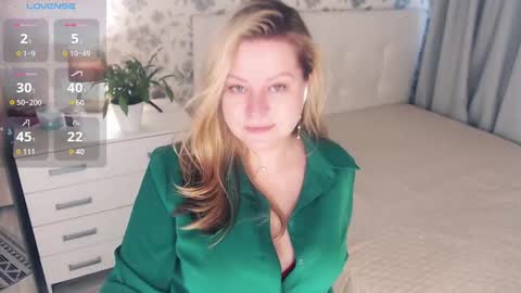 Snapshot of helenbonham chatting on February 27, 6:40 am Helena Bonham online show from February 27, 6:40 am