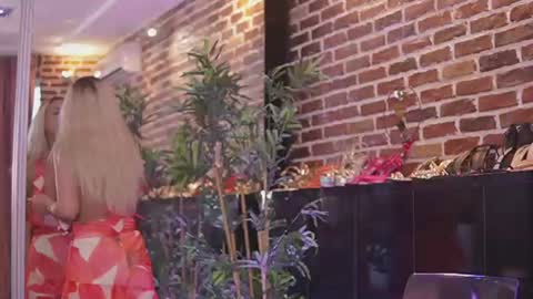 Helen online show from July 3, 5:14 am