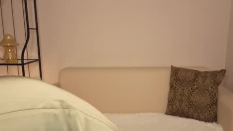 Helen online show from February 21, 1:39 am