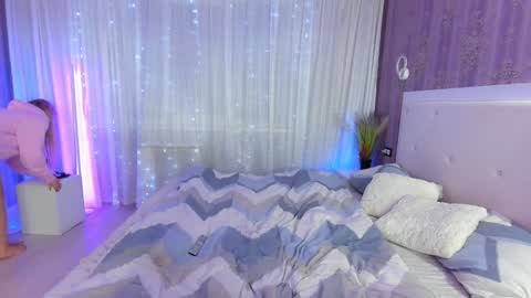 Helen online show from February 4, 3:22 am