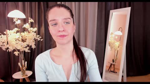 Helen online show from February 6, 5:57 am