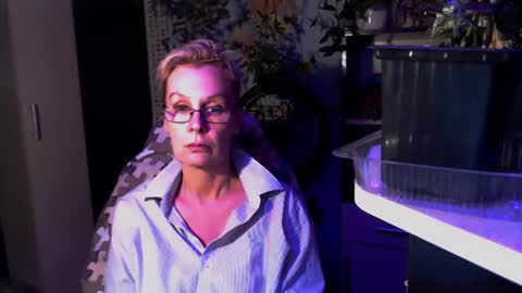 Snapshot of helgahimmele chatting on June 14, 8:11 pm Helga online show from June 14, 8:11 pm