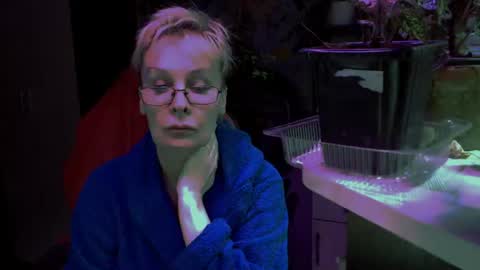 Snapshot of helgahimmele chatting on July 7, 5:28 pm Helga online show from July 7, 5:28 pm