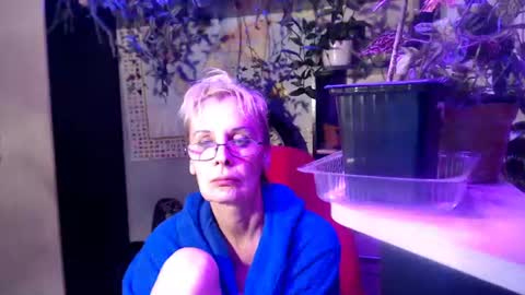 Snapshot of helgahimmele chatting on July 25, 9:12 pm Helga online show from July 25, 9:12 pm