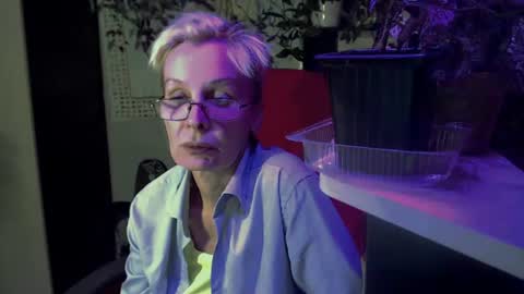 Snapshot of helgahimmele chatting on July 29, 11:36 pm Helga online show from July 29, 11:36 pm