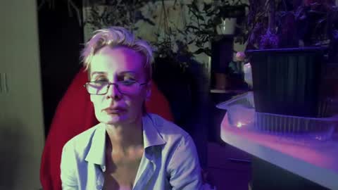 Snapshot of helgahimmele chatting on July 30, 10:31 pm Helga online show from July 30, 10:31 pm