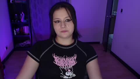 Snapshot of hell_dancer_ chatting on February 6, 11:04 pm Lexa online show from February 6, 11:04 pm