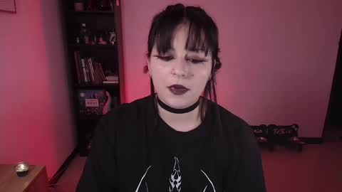 Snapshot of hell_dancer_ chatting on February 10, 1:10 am Lexa online show from February 10, 1:10 am